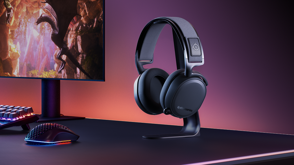 SteelSeries Yeni Kablosuz Oyuncu Kulaklıkları Arctis 7+ ve Arctis 7P+’yı Tanıttı